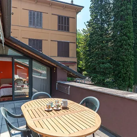 Apt With Terrace And Shared Pool! Lake View! Appartement