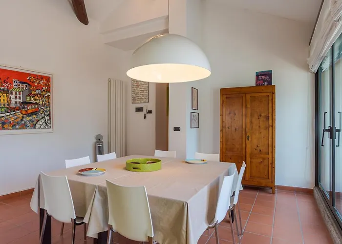 Apt With Terrace And Shared Pool! Lake View!