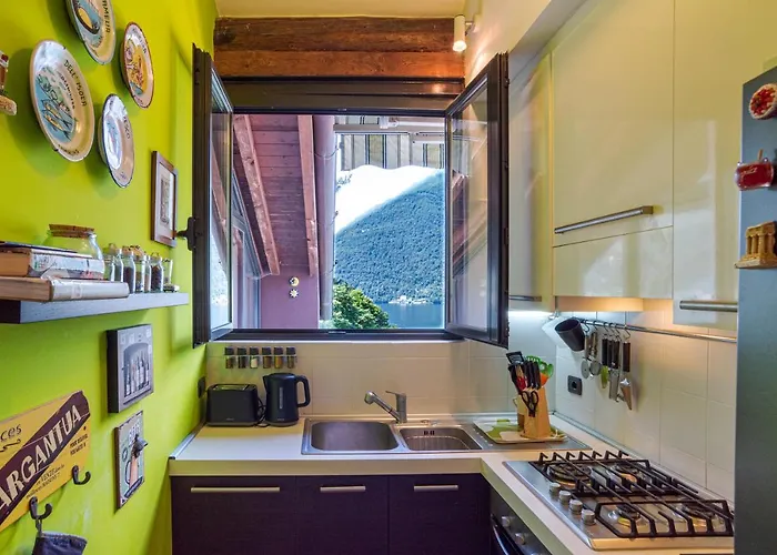 Apt With Terrace And Shared Pool! Lake View! Apartamento *