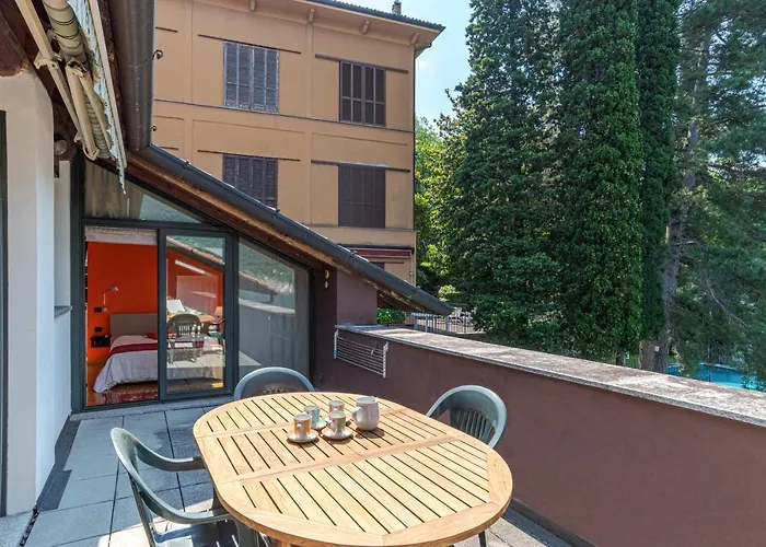 Apt With Terrace And Shared Pool! Lake View! Lägenhet